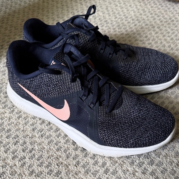Nike Shoes - Nike Women's Navy and Pink Knit Sneakers